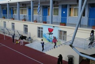 ΟΙΕΛΕ: Να παραιτηθεί ο διευθυντής ΔΔΕ Πειραιά για την ημερίδα-διαφήμιση ιδιωτικών σχολείων