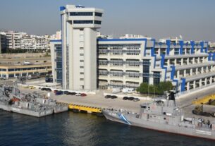 Ανοιχτή επιστολή υπαλλήλων του υπουργείου Ναυτιλίας με «παράπονα» για Πλακιωτάκη