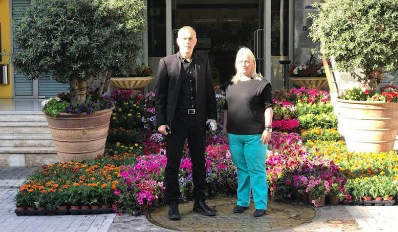 Χιλιάδες λουλούδια προσέφερε για την Πρωτομαγιά ο Δήμος Πειραιά