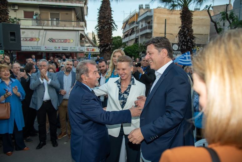 Νίκαια: Με χιλιάδες κόσμο η κεντρική ομιλία του Γιάννη Τραγάκη