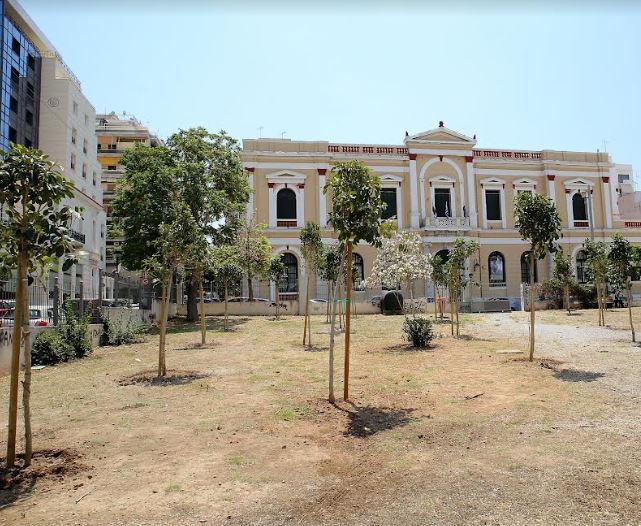 Νέος πνεύμονας πρασίνου δημιουργείται απέναντι από την Δημοτική Πινακοθήκη Πειραιά