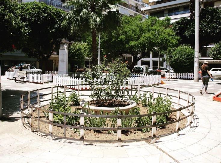 Πλατεία Φρεαττύδας: Ακόμα μια όμορφη παρέμβαση από την Διεύθυνση Περιβάλλοντος και Πρασίνου του δήμου Πειραιά (ΦΩΤΟ)