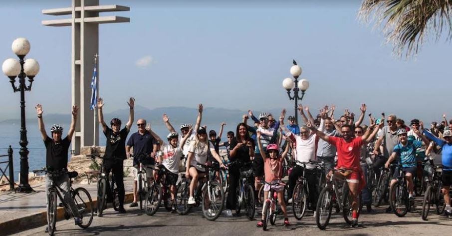 Παγκόσμια Ημέρα Ποδηλάτου: Μαγευτική ποδηλατοβόλτα με θέα τη θάλασσα στον Πειραιά