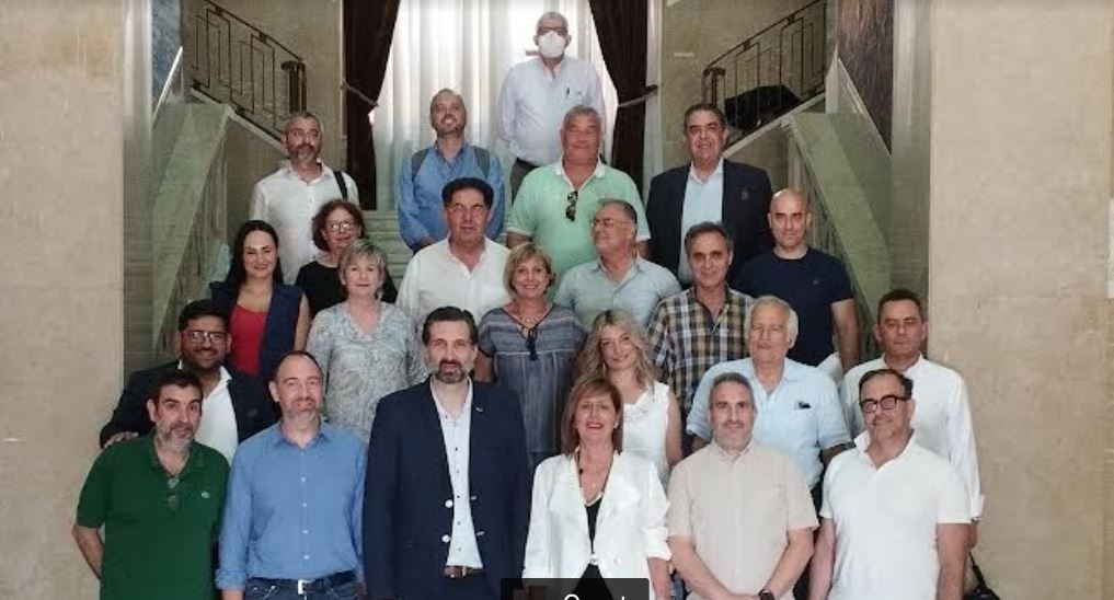 Το νέο Διοικητικό Συμβούλιο του Εμπορικού Συλλόγου Πειραιά