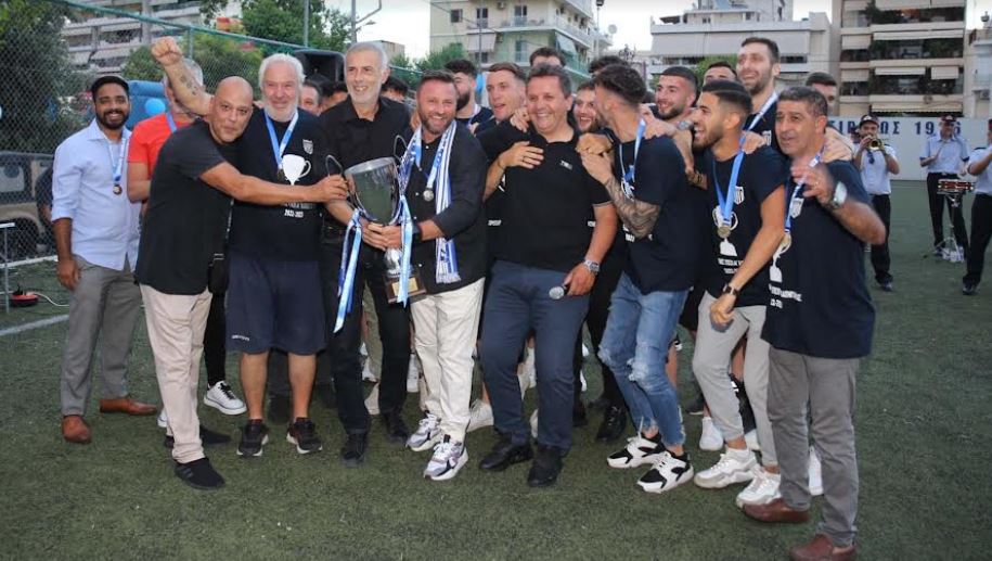 Η φιέστα του Ατρομήτου Πειραιώς για την άνοδό του στη Γ’ Εθνική κατηγορία