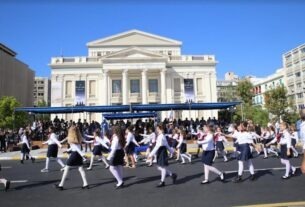 Με επισημότητα ο εορτασμός της Εθνικής Επετείου  της 28ης  Οκτωβρίου 1940 στον Πειραιά