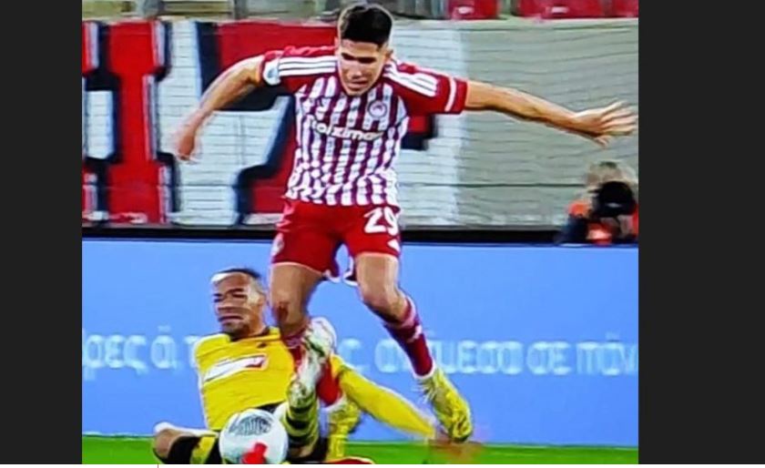 Ολυμπιακός – ΑΕΚ 1-2: Νίκη της Ένωσης με κανονική σφαγή του Ολυμπιακού