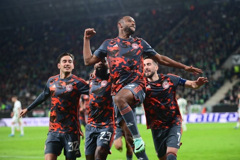 "Θρυλική" πρόκριση του Ολυμπιακού στους «16» με νίκη και στη Βουδαπέστη