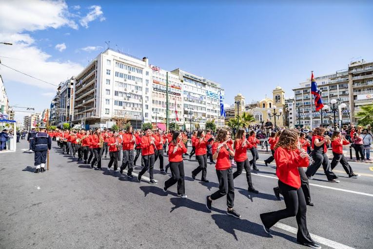 Με εθνική υπερηφάνεια ο εορτασμός της 25ης Μαρτίου στον Πειραιά