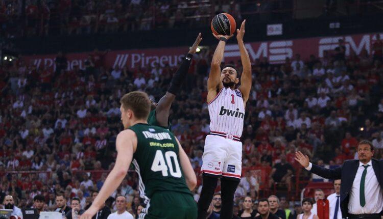 Ο Ολυμπιακός νίκησε 92-86 τον Παναθηναϊκό κι έκανε το 2-0 στη σειρά των τελικών της Basket League