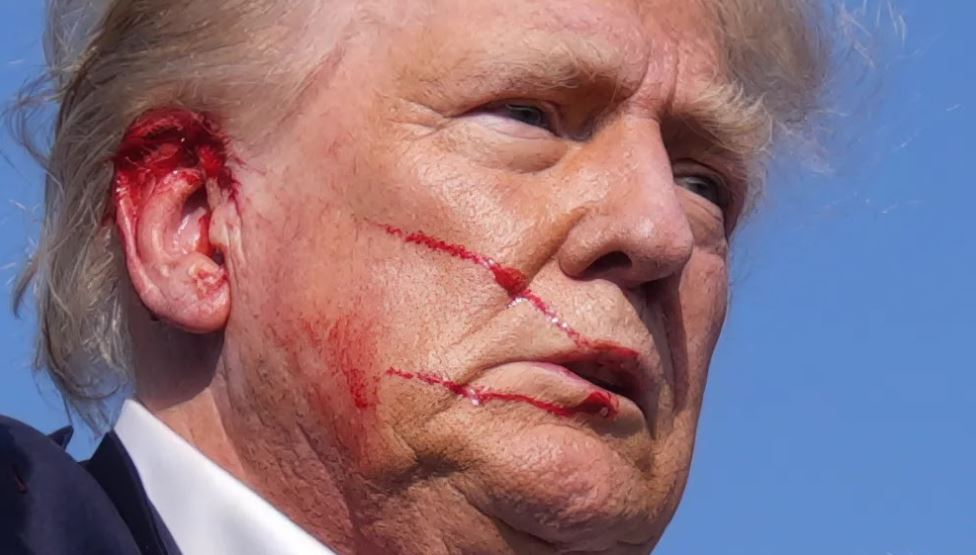 Παγκόσμιο σοκ από την απόπειρα δολοφονίας κατά του Τραμπ...