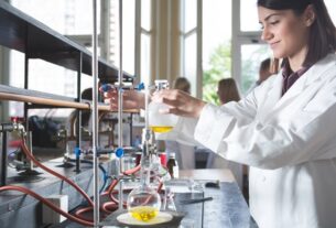 Το υπουργείο Υγείας δίνει διευκρινίσεις σχετικά με τα self-test για τον καρκίνο του παχέος εντέρου