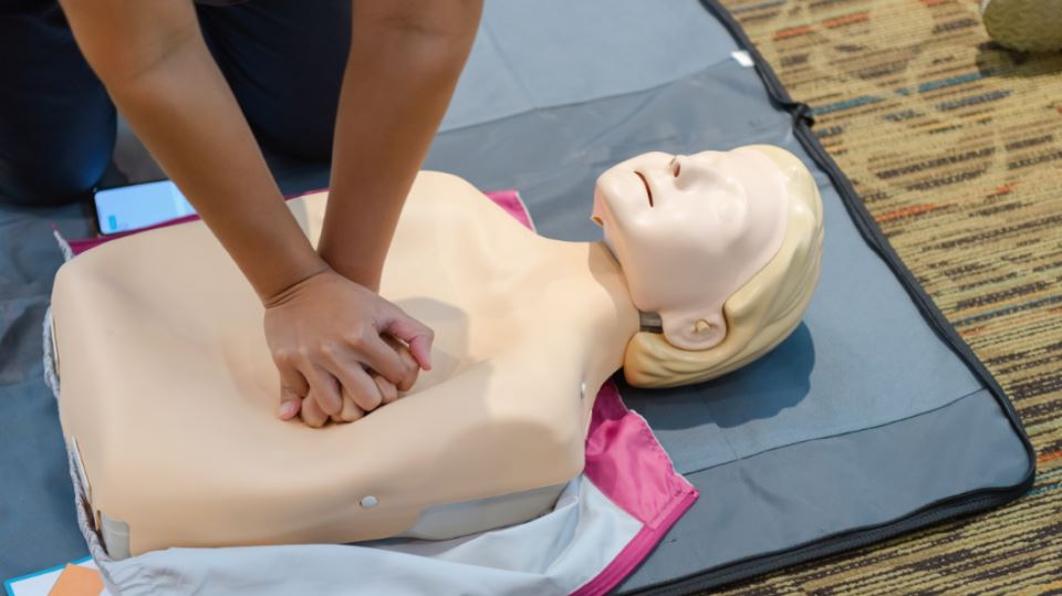 Σεμινάρια εξ αποστάσεως - Απόκτηση πιστοποιητικού πρώτων βοηθειών από την άνεση του σπιτιού σας
