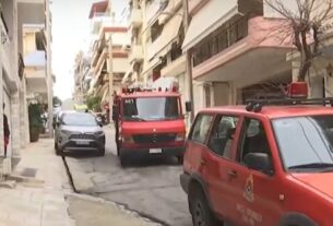 Χειροβομβίδα σε πυλωτή πολυκατοικίας σήμανε συναγερμό στα Μανιάτικα