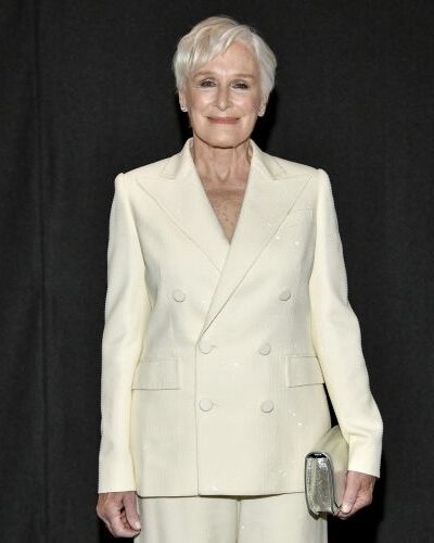 Γκλεν Κλόουζ και Πενέλοπε Κρουζ στο καστ του δράματος «La Bola Negra»