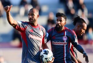 Πανσερραϊκός - Ολυμπιακός 1-2: Τρίποντο κορυφής με υπογραφή Ελ Κααμπί