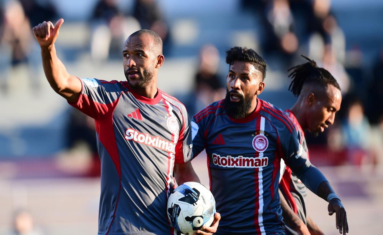 Πανσερραϊκός - Ολυμπιακός 1-2: Τρίποντο κορυφής με υπογραφή Ελ Κααμπί