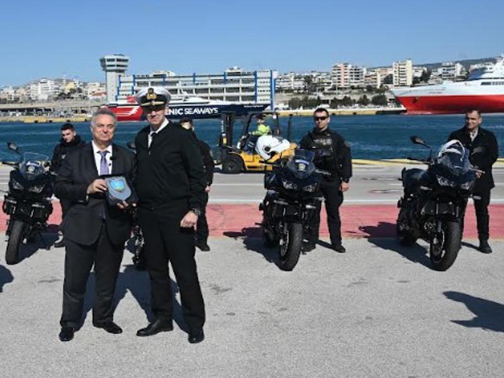 ΟΛΠ Α.Ε.: Yλοποίηση δωρεάς έξι (6) μοτοσυκλετών προς το Λιμενικό Σώμα