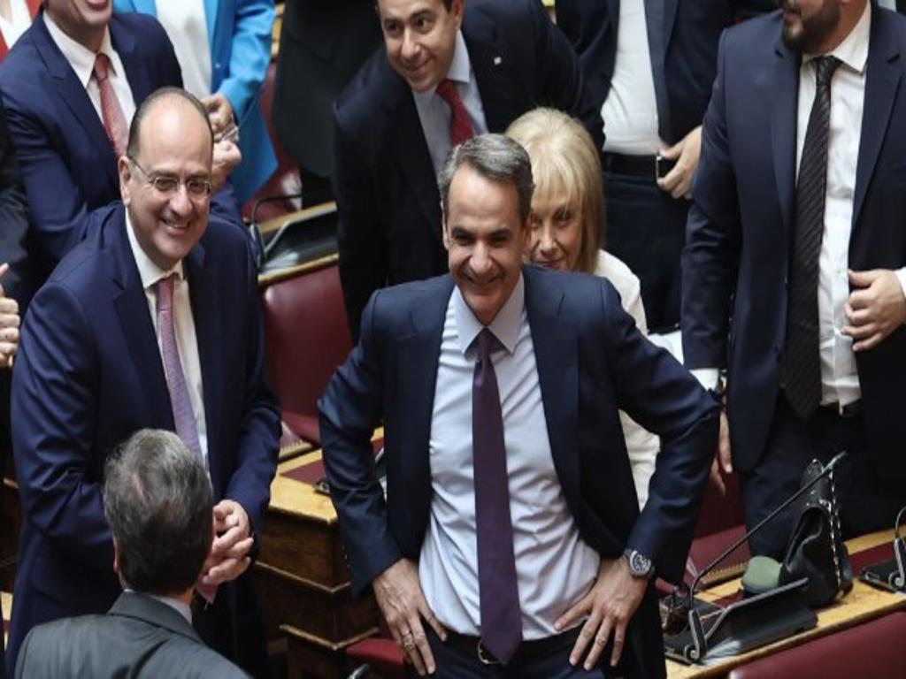 Πτυχίο στους διορισμούς: Η σύζυγος του Λαζαρίδη τον αντικατέστησε ως «ειδική σύμβουλος»