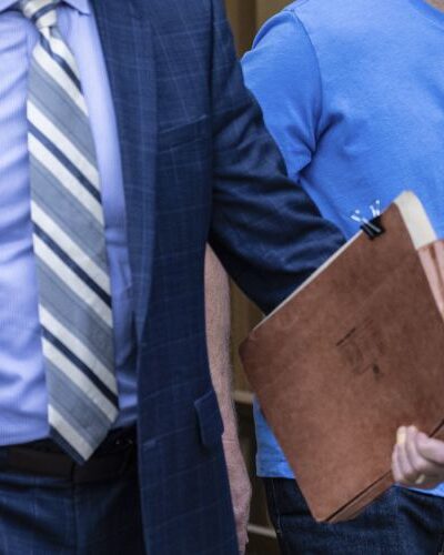 Ολομέλεια Δικηγορικών Συλλόγων: Χρήζει βελτιώσεων η τροπολογία για την τοκοφορία των δανείων του «νόμου Κατσέλη»