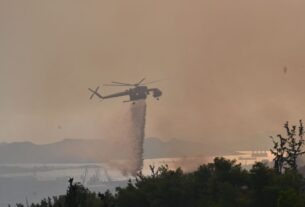 Σε πύρινο κλοιό η Ελλάδα και μάχη με 73 φωτιές