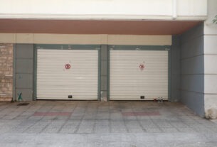 Μυστήριο στον Πειραιά: Εντοπίστηκαν νεκροί 28χρονος και 24χρονη μέσα σε αυτοκίνητο σε χώρο στάθμευσης πολυκατοικίας