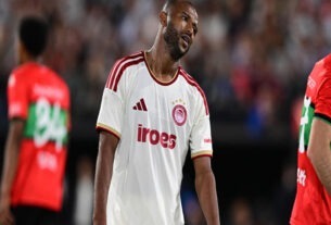 Εκτός Champions League ο Ολυμπιακός ηττήθηκε 2-1 από τη Ναϊμέγκεν