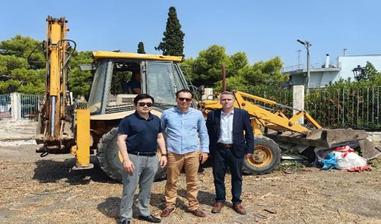 Έμπρακτη στήριξη της ΟΛΠ Α.Ε. στον Δήμο Σαλαμίνας για την αποκατάσταση των πληγεισών περιοχών από τις πρόσφατες πυρκαγιές