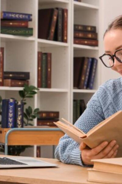 Μοριοδοτούμενα σεμινάρια από την Easy Education: Βρες την επιμόρφωση που ταιριάζει στη δική σου ειδικότητα