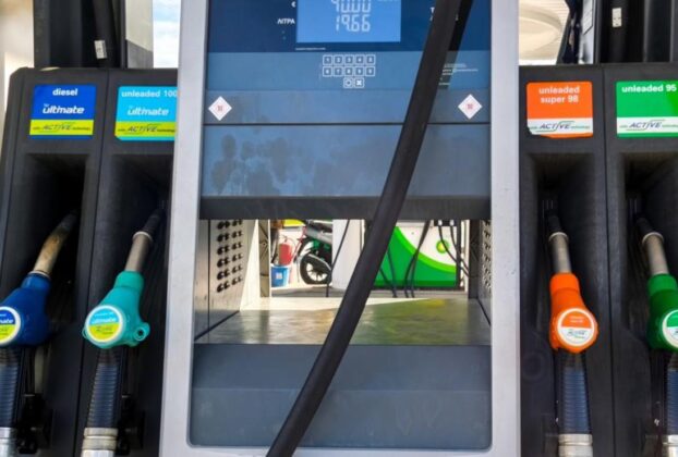 Άνθρακες ο θησαυρός: Πέντε λεπτά στο diesel και καμία αλλαγή στην αμόλυβδη